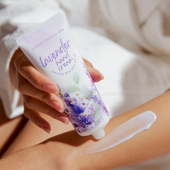 Spa Gift Baskets for Women, 10Pcs Lavender Spa Kit for Women, Bath Gift Set with Bubble Bath,Body Lotion Bath and Body Gift Set Christmas Gift Basket for Her Mothers Day Gifts for Mom