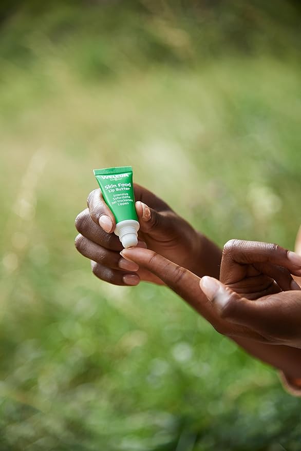 Weleda Skin Food Lip Butter, 0.27
