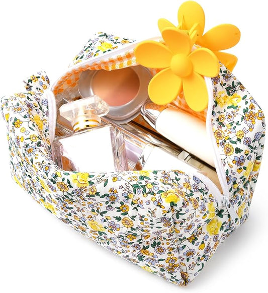 Soidram quilted makeup bag floral