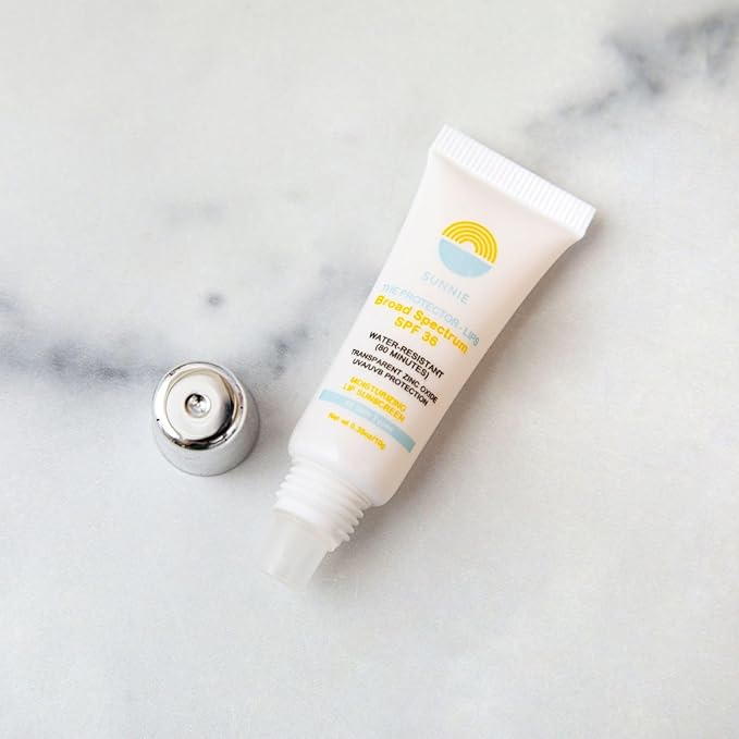 SUNNIE The Protector Lip Balm - Plumping