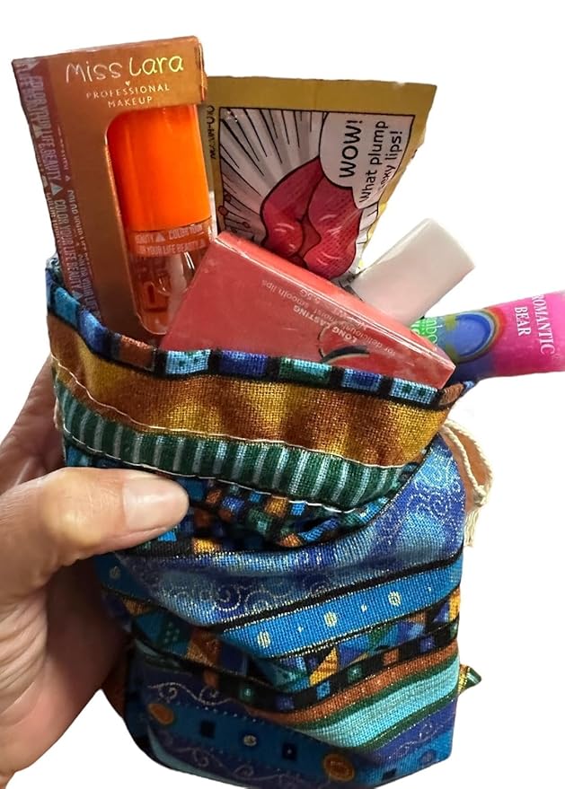Lip Prodiuct Gift Sack With An