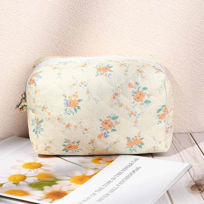Soidram floral makeup bag quilted