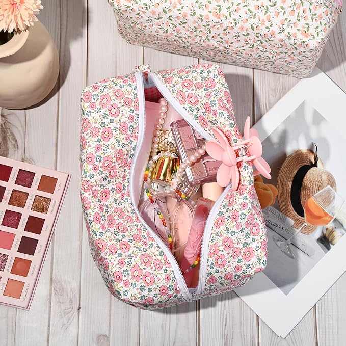 Soidram floral makeup bag quilted