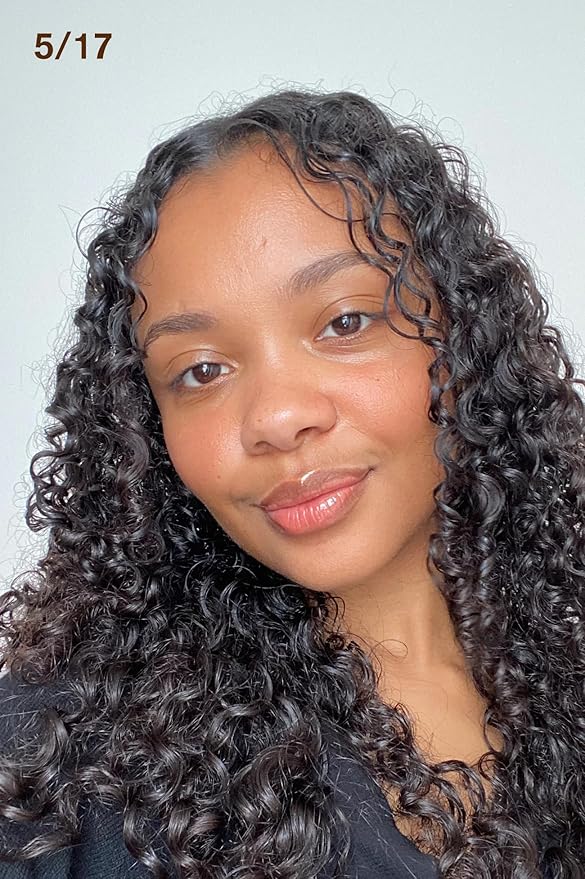 AMI COLÉ Hydrating Lip Treatment Oil natural