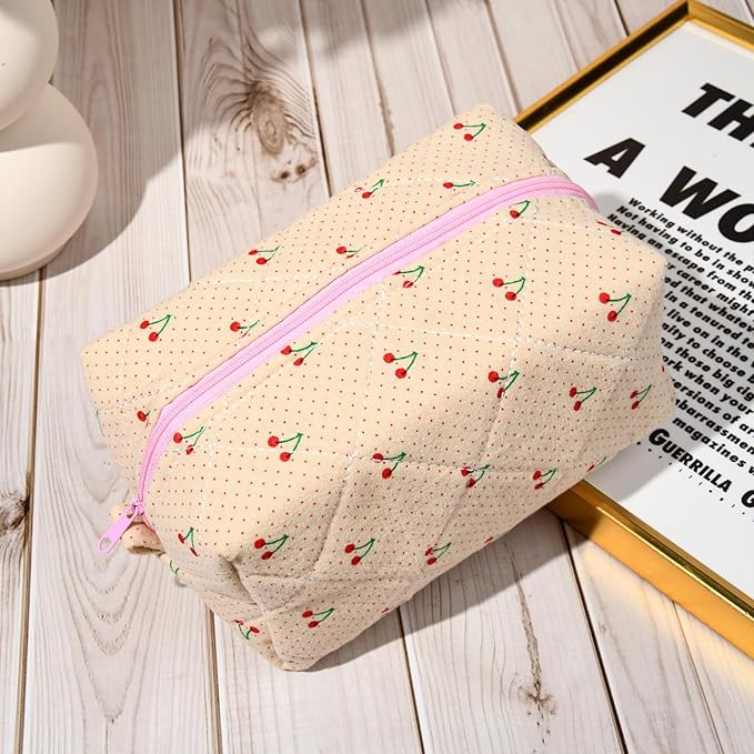 Soidram floral makeup bag quilted