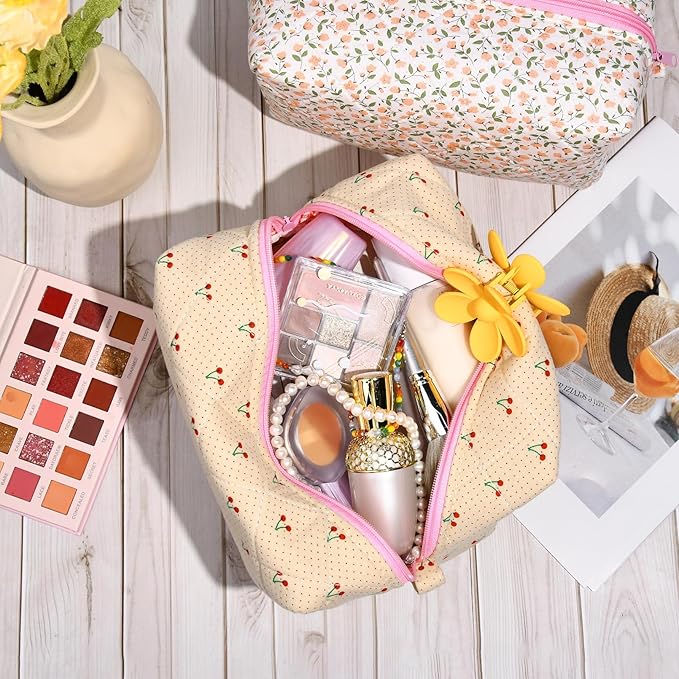 Soidram cute makeup bag quilted