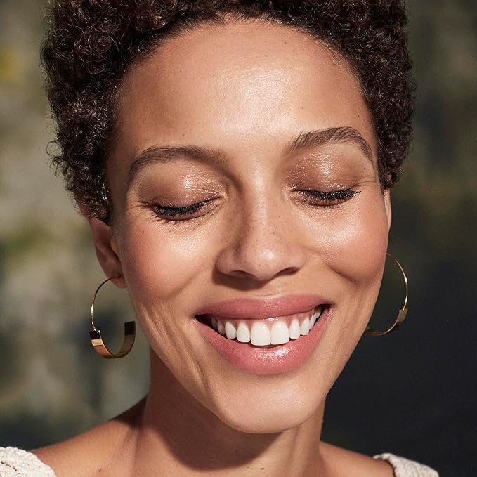 Well People Bio Powder Foundation, Lightweight & Hydrating Cruelty-free, 5.5W