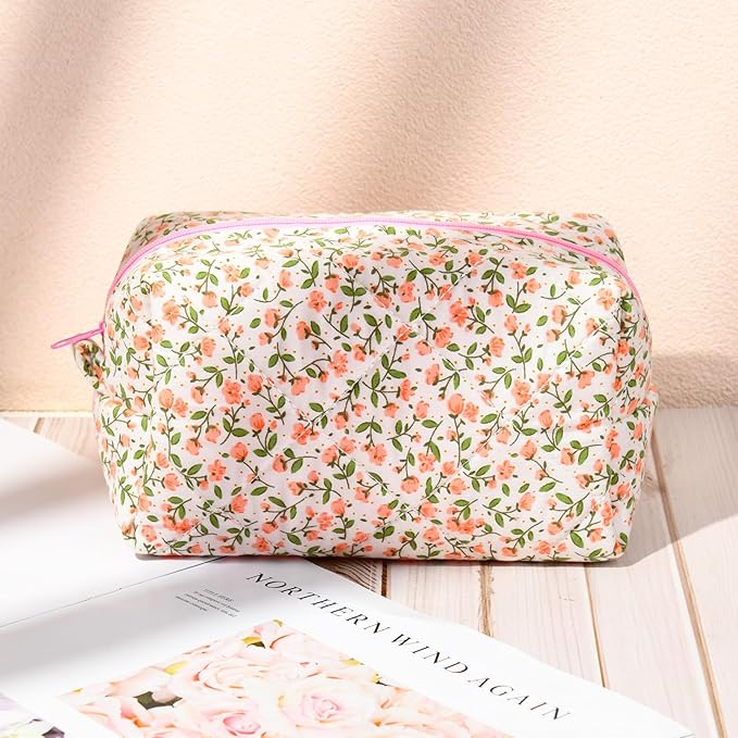 Soidram quilted makeup bag floral