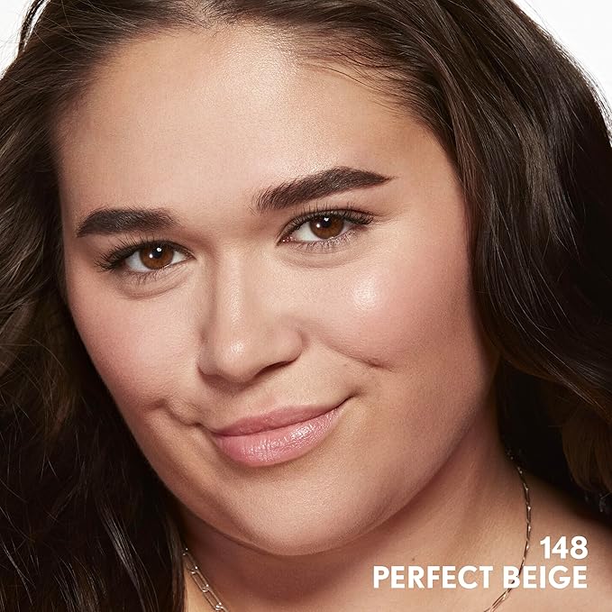 COVERGIRL Clean Invisible Foundation Makeup, Dewy & Glowy Natural Finish, Buildable Coverage, Skin-Like Smooth Look, Vegan, Perfect Beige, 1oz